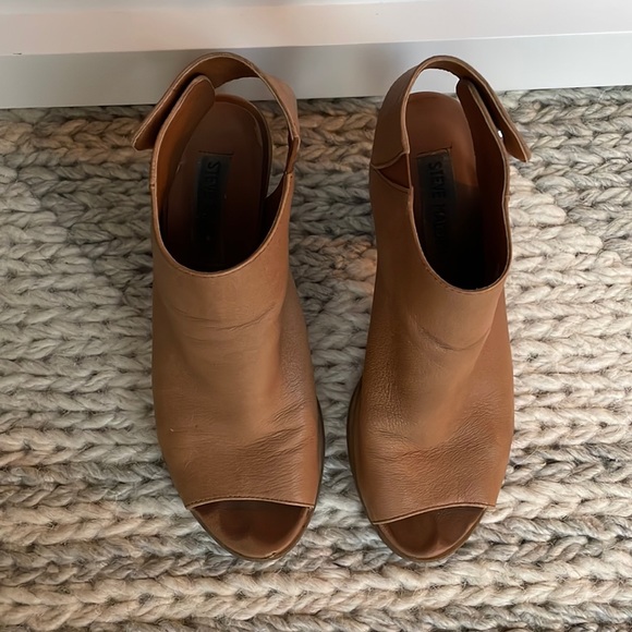 Steve Madden Sandals - Picture 2 of 7